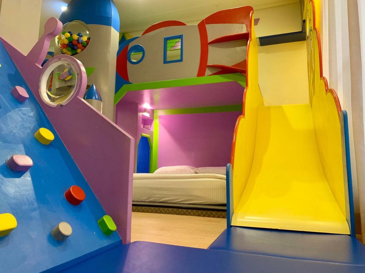 Fun Holiday Family Hostel Ταϊνάν Εξωτερικό φωτογραφία